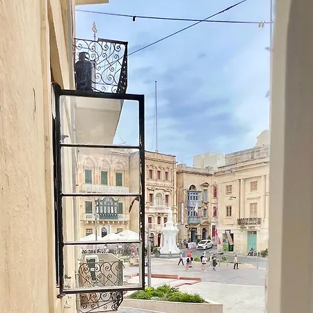 Historical Palacinho De Sao Antonio Birgu