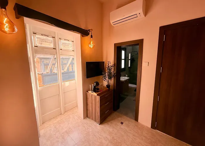 Historical Palacinho De Sao Antonio Birgu