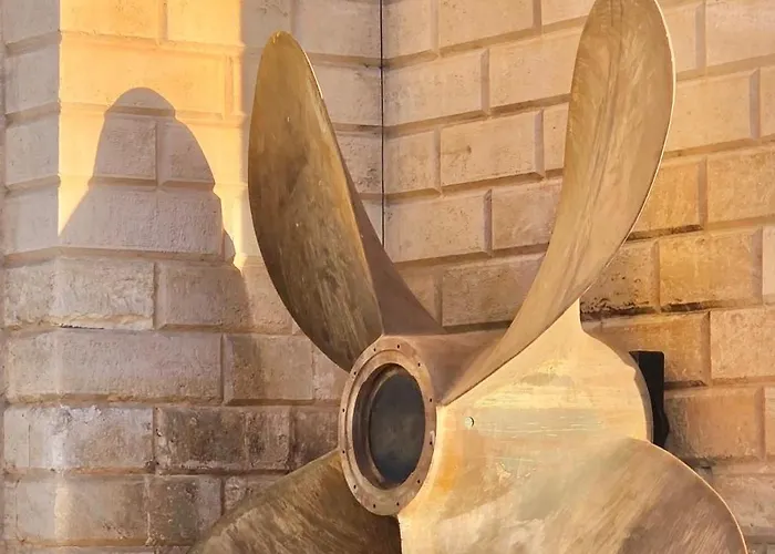 Historical Palacinho De Sao Antonio